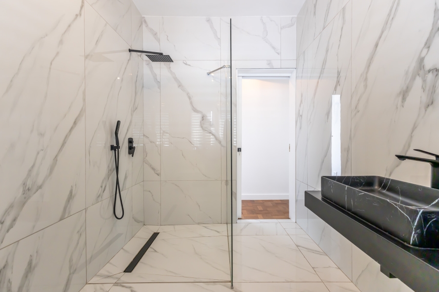 To Let 3 Bedroom Property for Rent in Camps Bay Western Cape